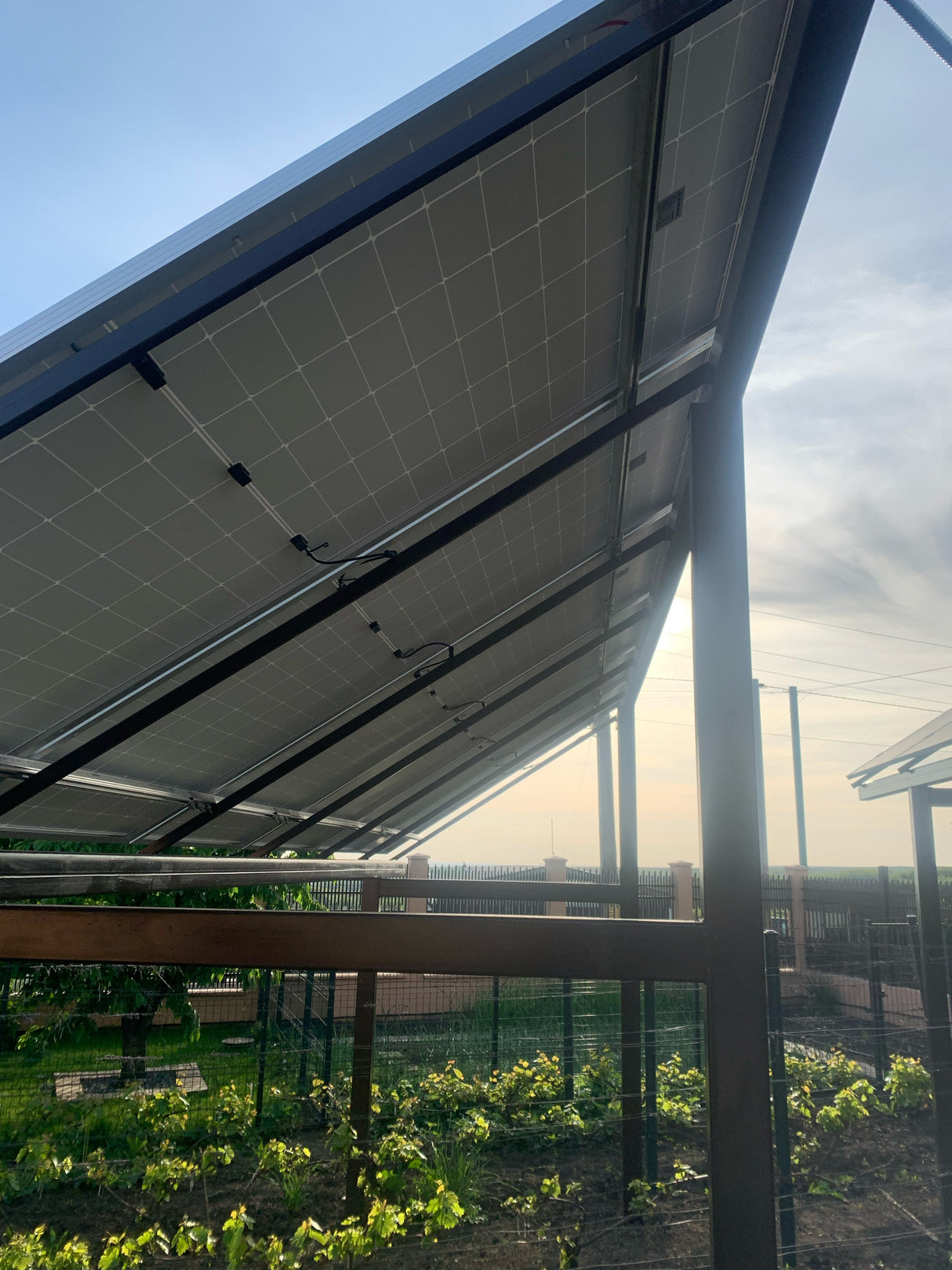 Sistem Fotovoltaic Monofazat 6.48Kw/h - Structura Inaltata - Valea Lupului, Iasi